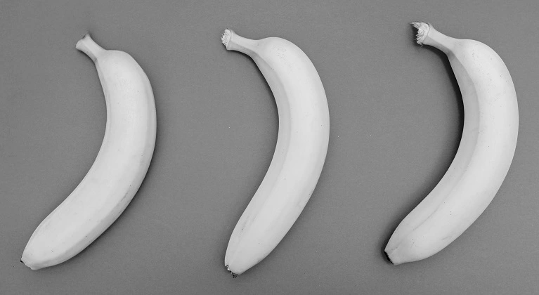 what is curved penis?
